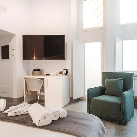 Nikis Collection Navona 招待所 4*