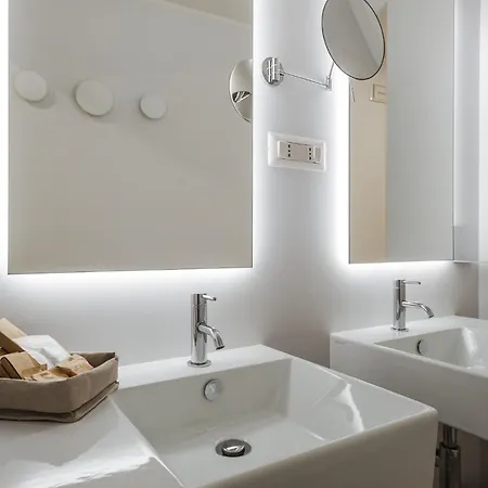 招待所 Nikis Collection Navona 4*