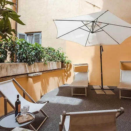 Nikis Collection Navona 招待所 4*